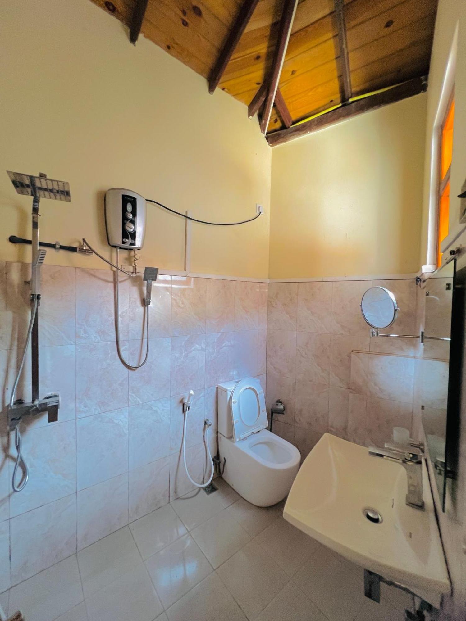 Malwaththa Mount Villa קנדי מראה חיצוני תמונה